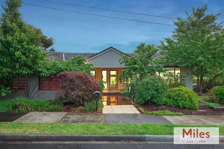 17 Janice Street, Macleod VIC 3085