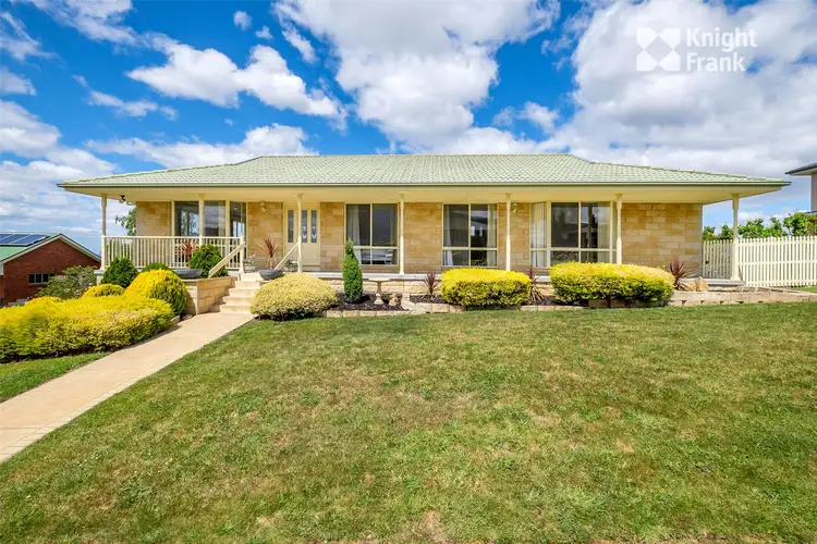 12 Welcome Avenue, Kingston TAS 7050