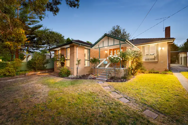 16 Jonathan Avenue, Burwood East VIC 3151
