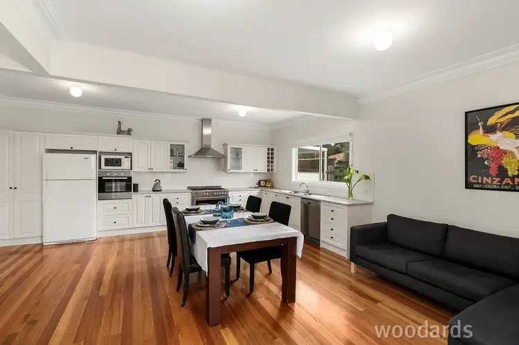 9 Voumard Street