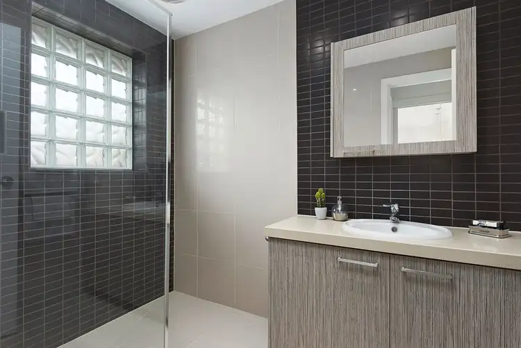 Sixth view of Homely unit listing, 8/16 Darebin Street, Heidelberg VIC 3084