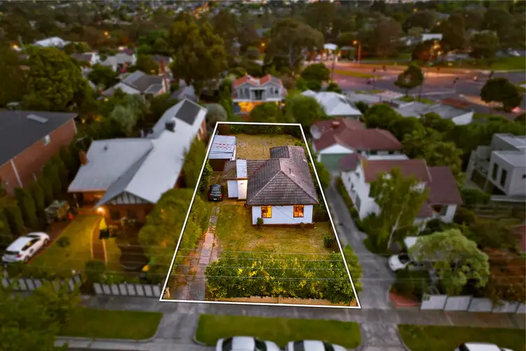 4 Linden Street, Box Hill South VIC 3128