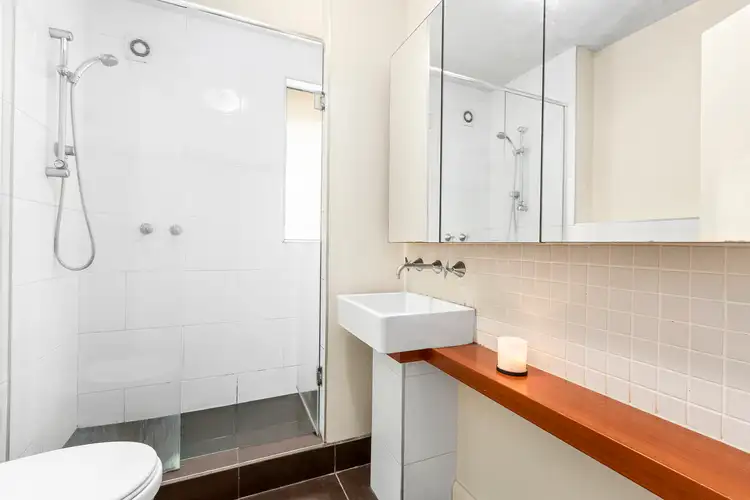 Sixth view of Homely apartment listing, 3/19 Tiuna Grove, Elwood VIC 3184