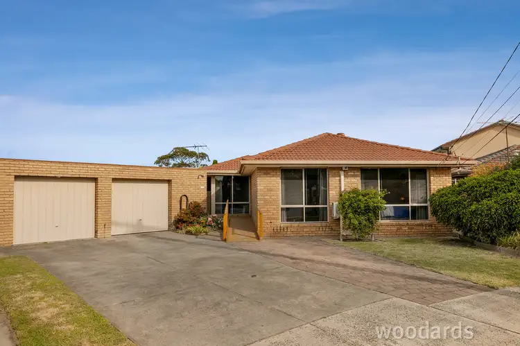 6 Westview Court, Springvale South VIC 3172