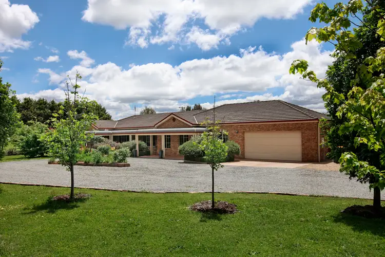 Main view of Homely house listing, 1 Gordon Court, Woodend VIC 3442