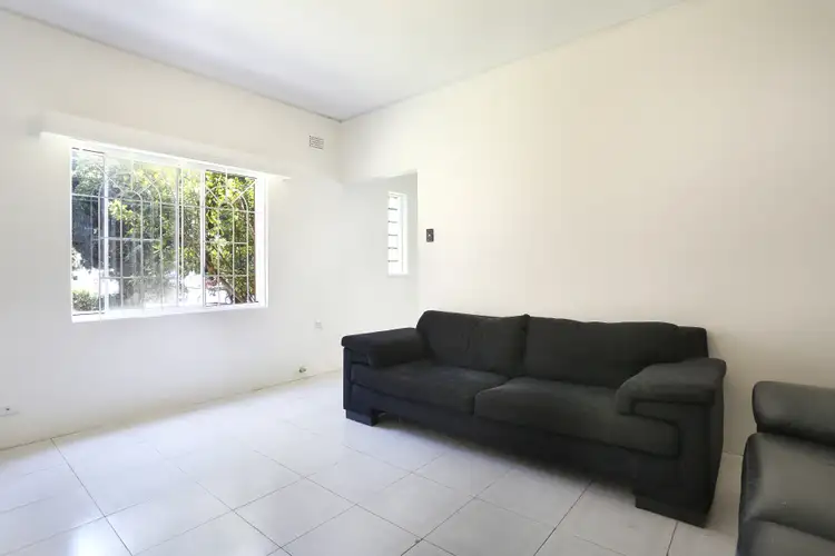 Third view of Homely unit listing, 2/3 Todman Avenue, Kensington NSW 2033