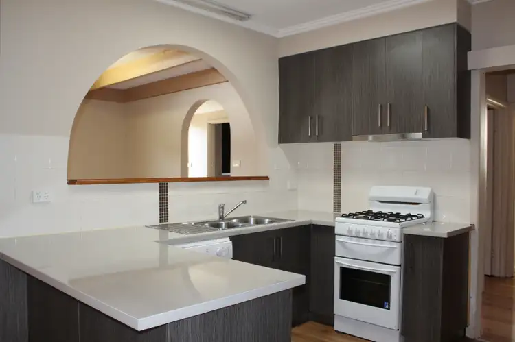 Fifth view of Homely house listing, 29 Overend Crescent, Sale VIC 3850