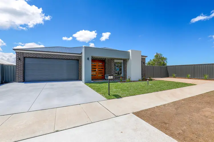 7 Bronzewing Grove, Sale VIC 3850