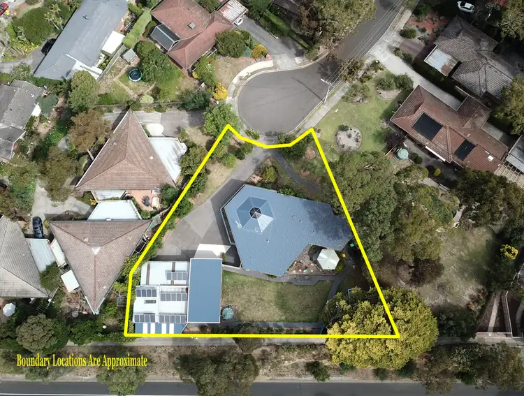 Third view of Homely house listing, 21 Philippa Court, Viewbank VIC 3084