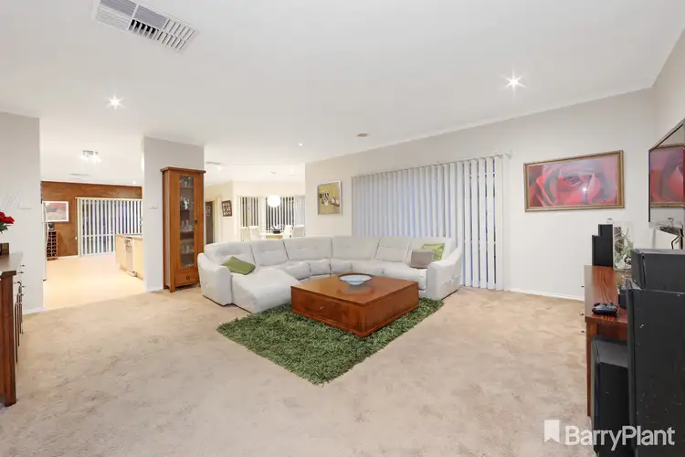 3 Tanglewood Road, Rowville VIC 3178