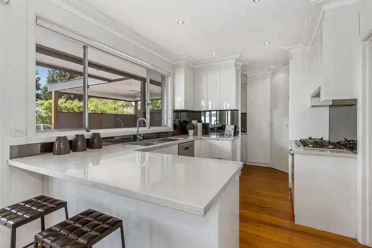 8 St Cloud Court, Mount Waverley VIC 3149