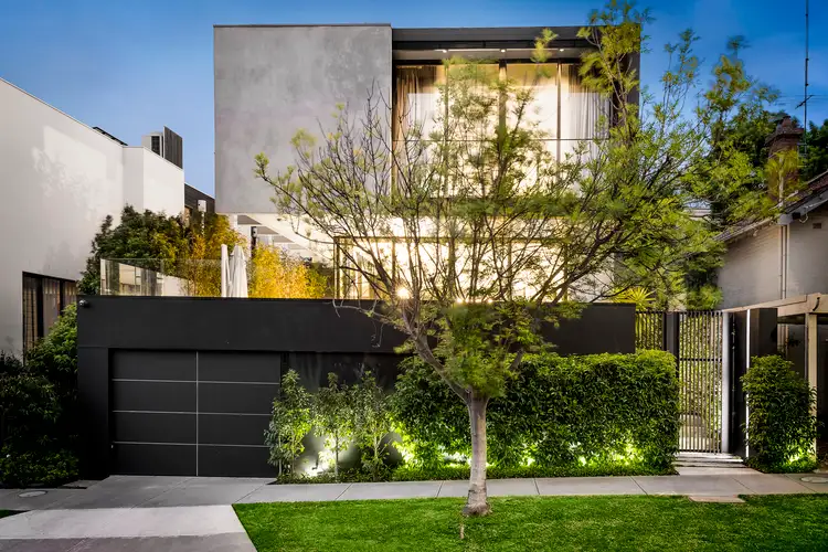 4 Cloverdale Avenue, Toorak VIC 3142