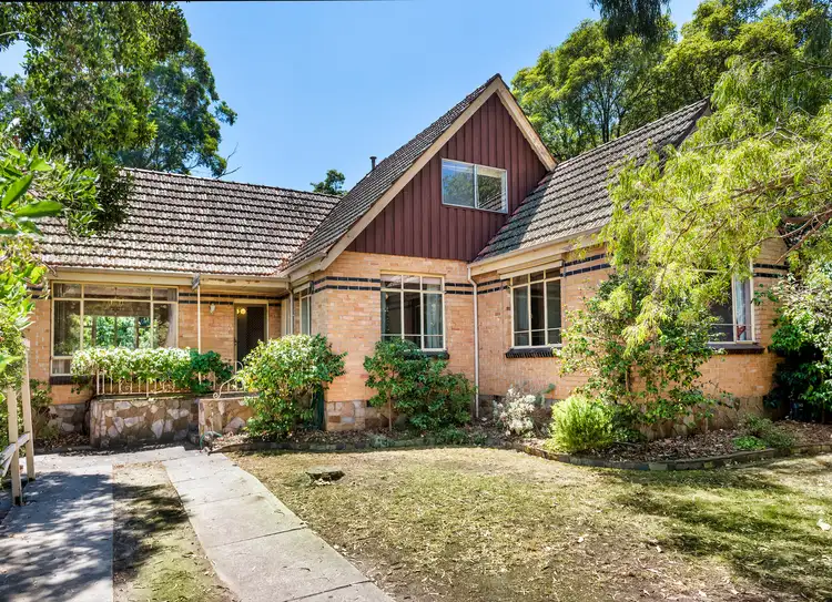 11 Wellington Avenue, Blackburn VIC 3130