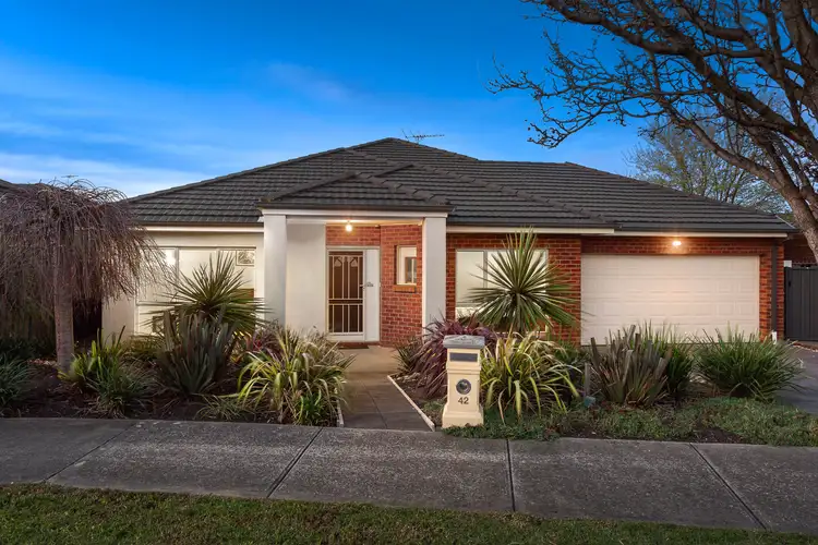 Main view of Homely house listing, 42 Eildon Circuit, South Morang VIC 3752