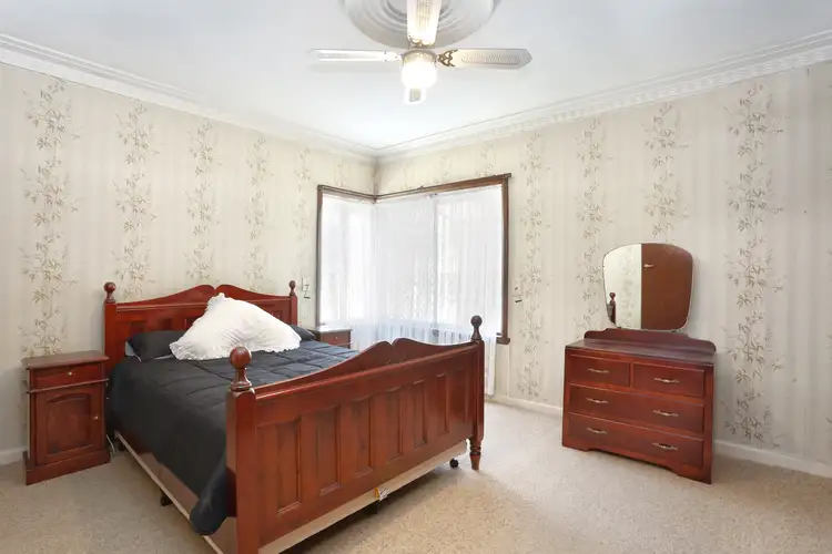 10 Fairmount Street, Hadfield VIC 3046