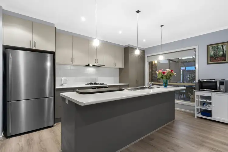Sixth view of Homely house listing, 6 Lynrose Close, Sebastopol VIC 3356
