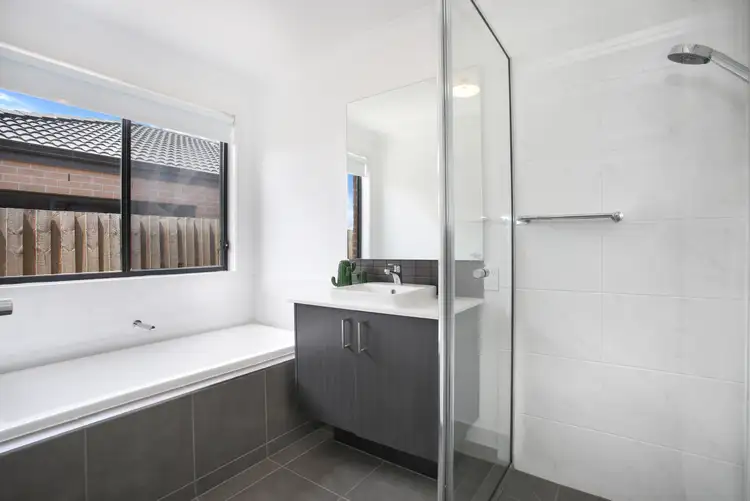 Sixth view of Homely house listing, 7 Ashcroft Avenue, Clyde VIC 3978