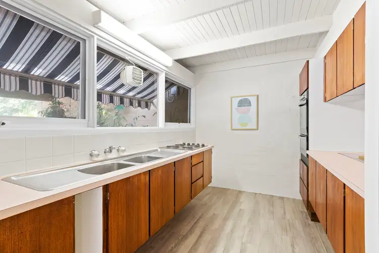 Second view of Homely unit listing, 3/163 Mount Eliza Way, Mount Eliza VIC 3930