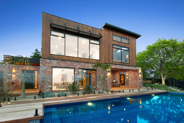 92 Humphries Road, Mount Eliza VIC 3930