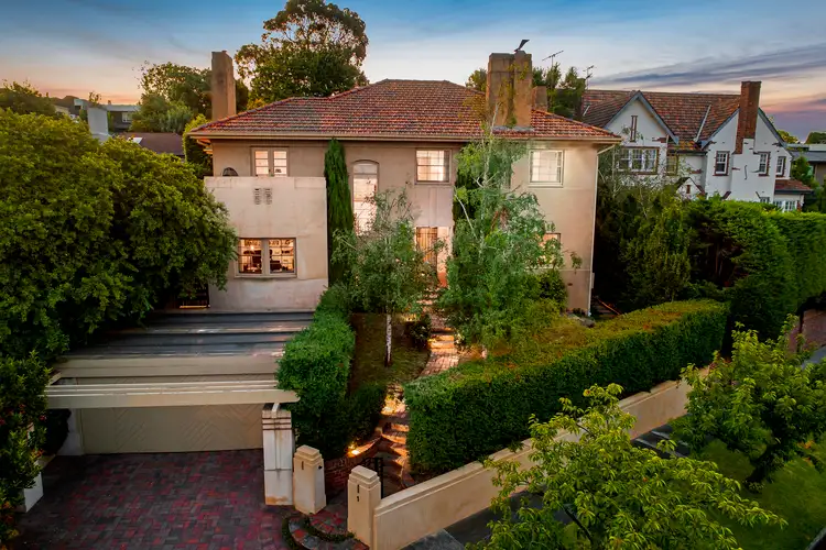 1 Myrnong Crescent, Toorak VIC 3142