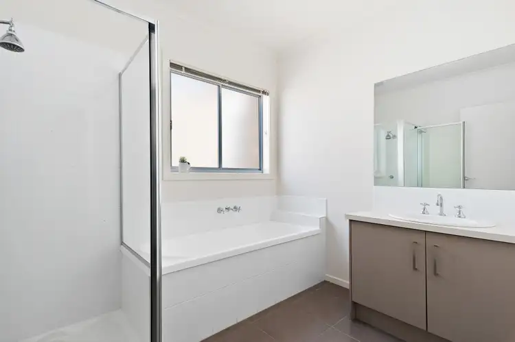 Seventh view of Homely house listing, 19 Bavaria Lane, Pakenham VIC 3810