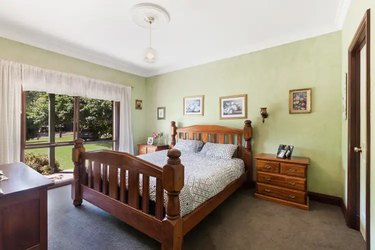 Fifth view of Homely house listing, 160 Clarkes Road, Upper Plenty VIC 3756