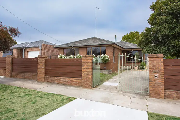 397 Forest Street, Wendouree VIC 3355