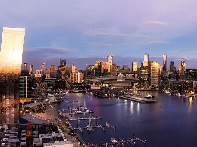 2413/6-22 Pearl River Road, Docklands VIC 3008