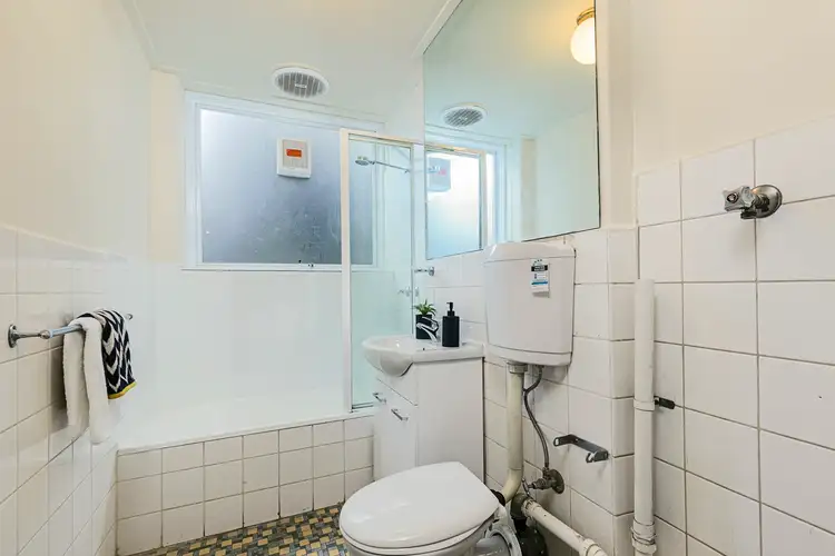 Fifth view of Homely apartment listing, 1/134 Brighton Road, Ripponlea VIC 3185