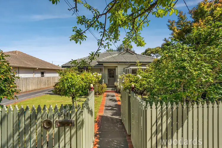 24 Bristol Street, Bentleigh East VIC 3165