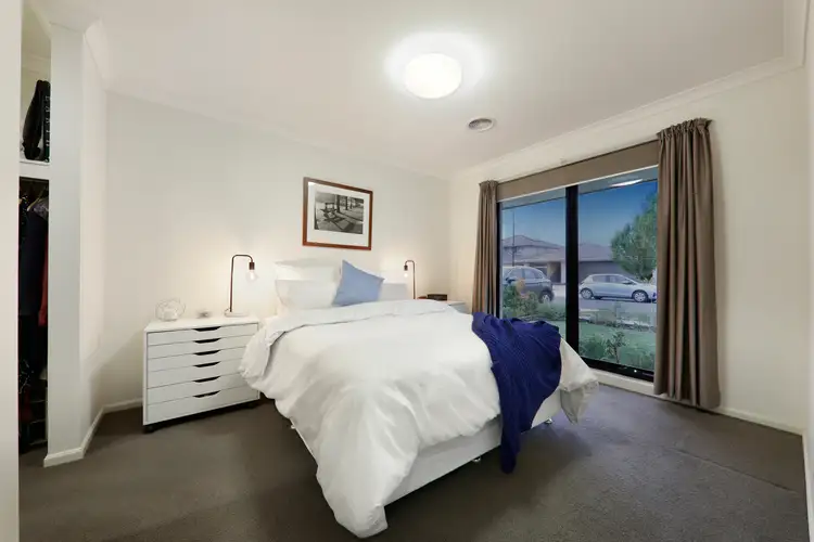 Third view of Homely house listing, 32 Dahlia Crescent, Keysborough VIC 3173