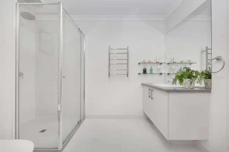 Fourth view of Homely house listing, 32 Dahlia Crescent, Keysborough VIC 3173