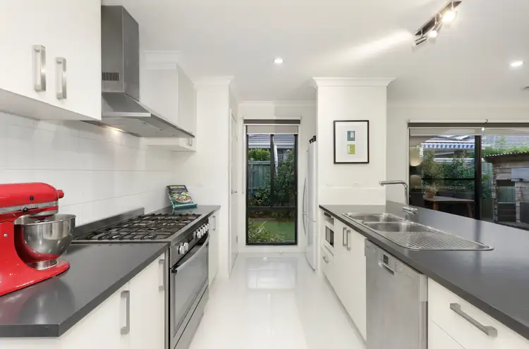 Sixth view of Homely house listing, 32 Dahlia Crescent, Keysborough VIC 3173