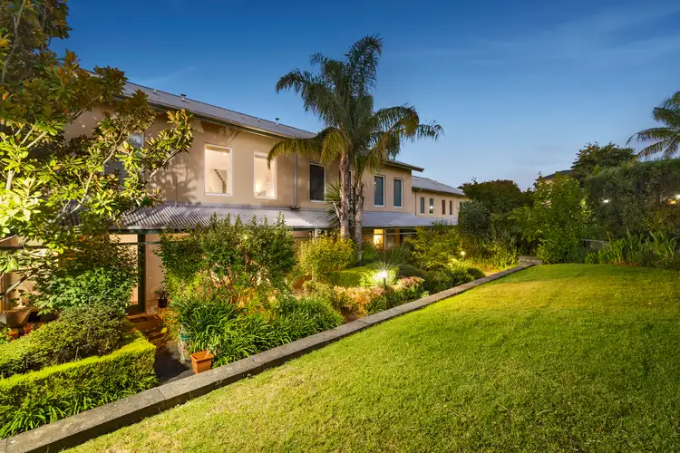 210 Wiltshire Drive, Kew VIC 3101