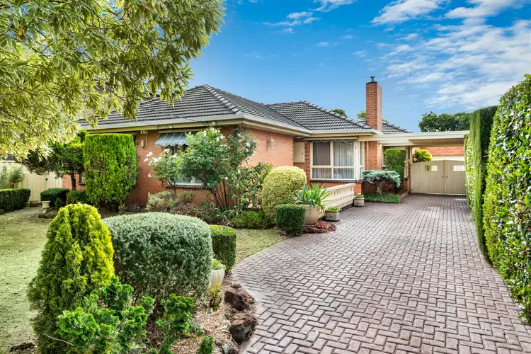 5 Barry Road, Burwood East VIC 3151