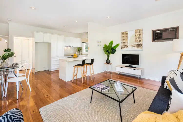 Fifth view of Homely house listing, 10 Prunella Close, Doncaster VIC 3108