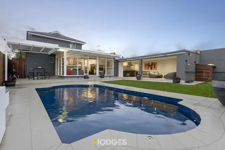 4 York Street, Strathmore VIC 3041