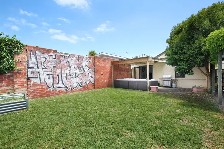 348 Barkly Street, Elwood VIC 3184