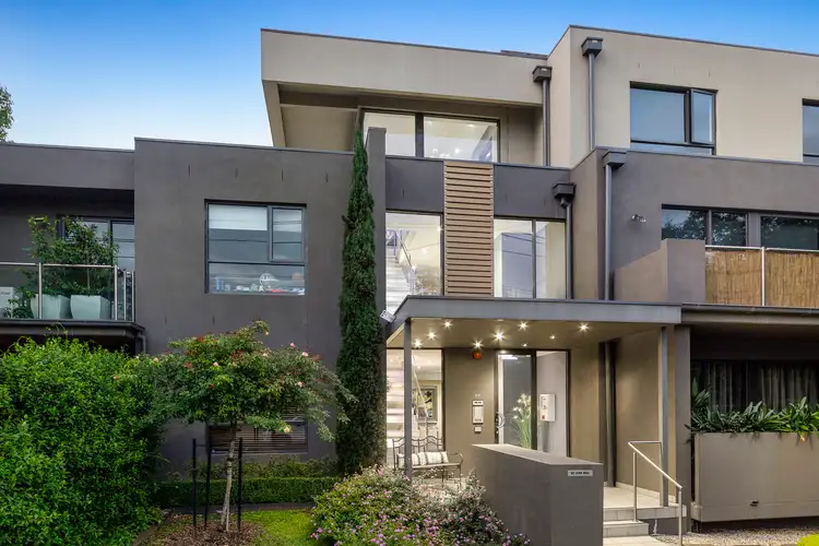 Main view of Homely apartment listing, 10/561 Glenferrie Road, Hawthorn VIC 3122