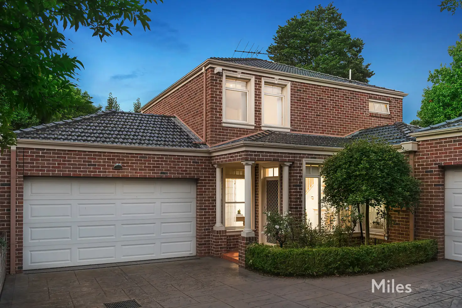 Main view of Homely townhouse listing, 2/16 Devon Street, Eaglemont VIC 3084