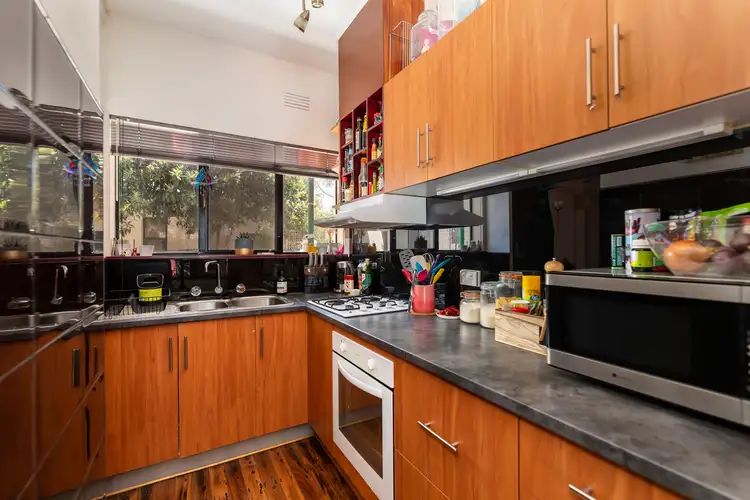 Third view of Homely flat listing, 8/6 Francis Grove, Thornbury VIC 3071