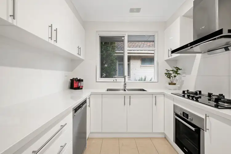 Second view of Homely apartment listing, 4/9 Whitmuir Road, Bentleigh VIC 3204