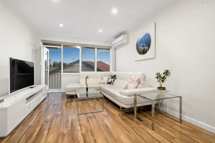 Fourth view of Homely apartment listing, 4/9 Whitmuir Road, Bentleigh VIC 3204