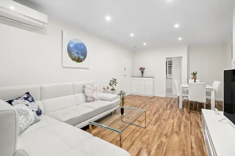 Sixth view of Homely apartment listing, 4/9 Whitmuir Road, Bentleigh VIC 3204