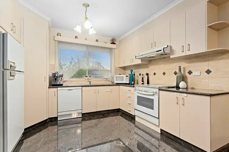 Sixth view of Homely house listing, 2 Barilla Road, Moorabbin VIC 3189