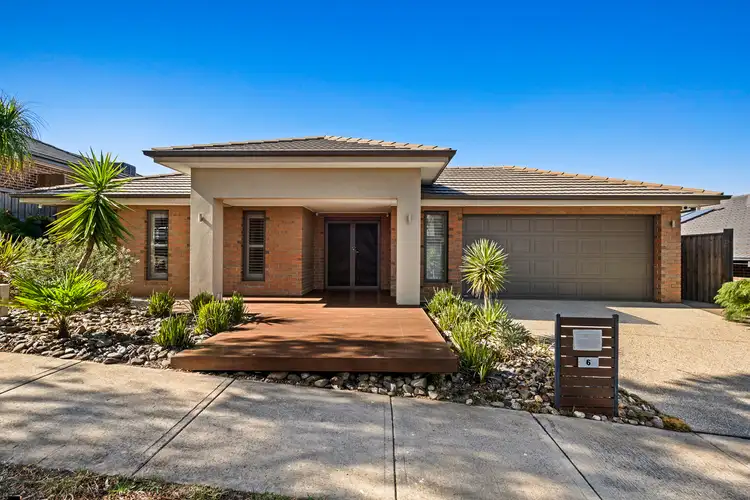 6 Besra Drive, Doreen VIC 3754