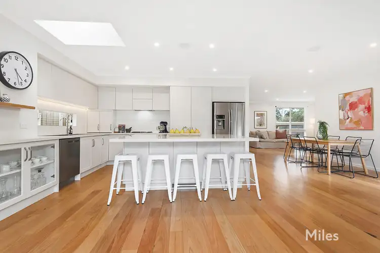 Second view of Homely house listing, 31 Crampton Crescent, Rosanna VIC 3084