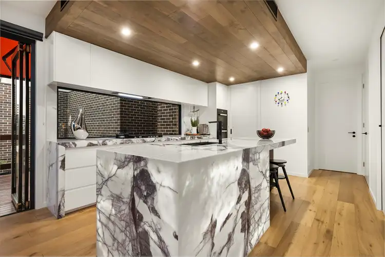 1/34 Coolabah Street, Doncaster VIC 3108