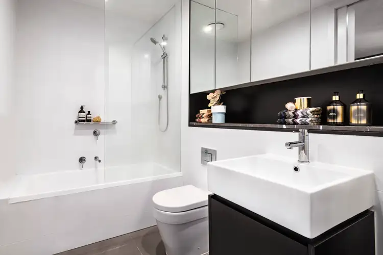 Sixth view of Homely apartment listing, 1/17 Gordon Street, Elsternwick VIC 3185