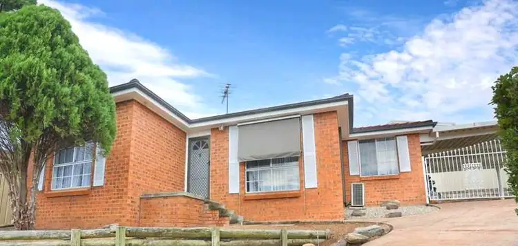 13 Merryweather Close, Minto NSW 2566